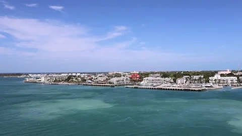 Key West, Florida. Panoramic view of coastline and clear turquoise ocean and Stock Footage 344756616
