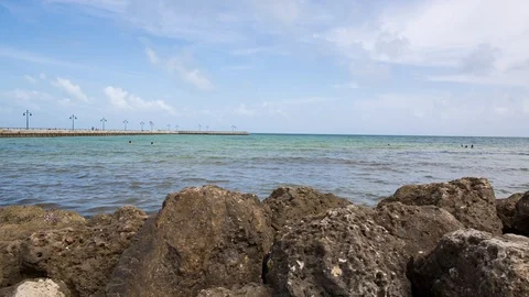 Key West Slider with rocks in foreground Stock-Footage 94591413
