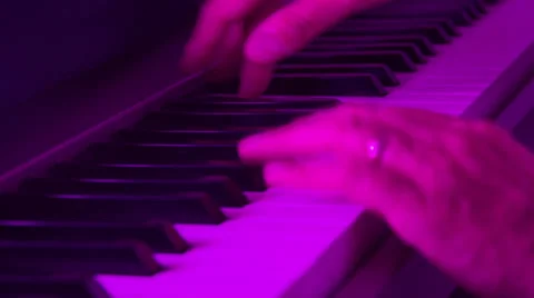 KEYBOARD PLAYING TL 库存影片 27875900