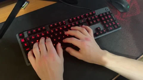 Keyboard typing Video stock 236293859