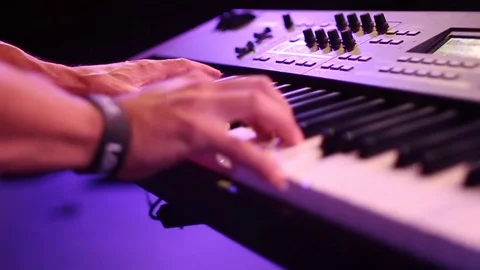 Keys 2 Video stock 76505254