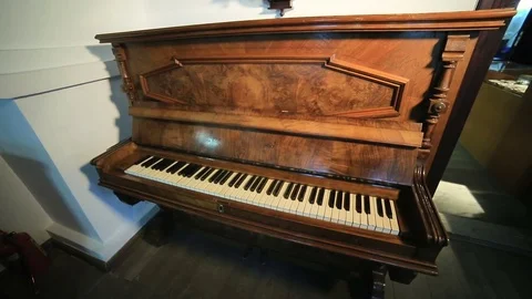 Keys of old piano Video stock 80122270