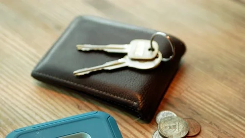 Keys phone wallet 스톡 동영상 202835032