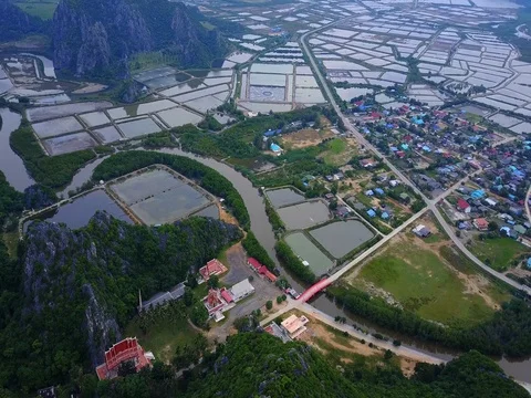 Khao Sam Roi Yot National Park, Thailand. Stock-Footage 77374341