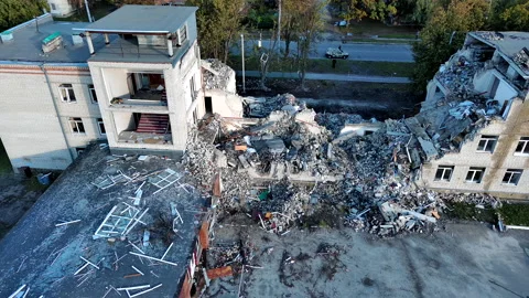 Kharkiv Destroyed School 動画素材 213466563