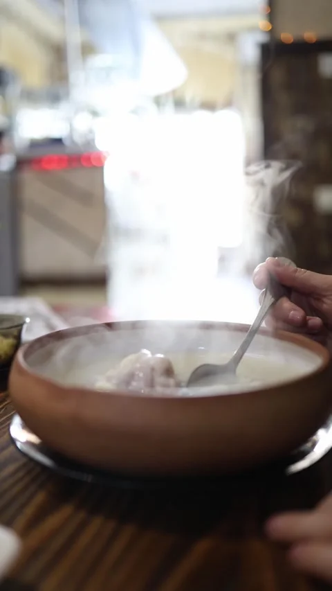 Khash soup pouring Stock Footage 331200633