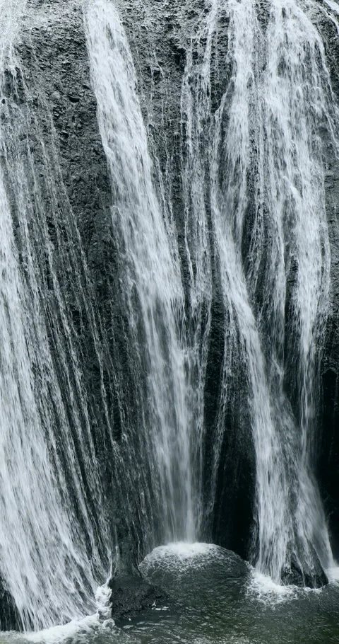 Kibana Falls Stock-Footage 332368135