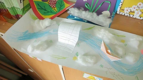 Kid crafts from paper 스톡 동영상 92052257