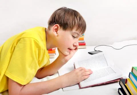 Kid doing Homework Foto stock