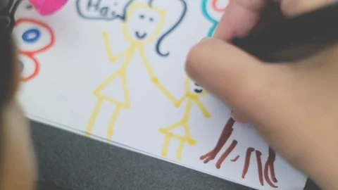 Kid Drawing Abstract for Fun 動画素材 99255466