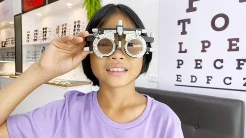 Kid eye test Foto stock