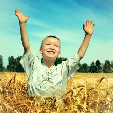 Kid in the Field Foto stock