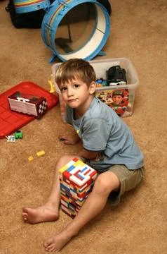 Kid playing Stock-Fotos