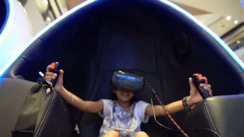 Kid playing with virtual reality glasses  Video stock 103992286