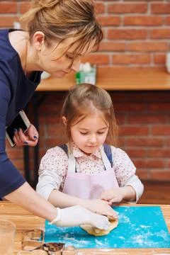Kid taking part in baking workshop Stock Photos