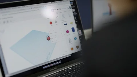 Kids 3d modelling in school 스톡 동영상 98905256