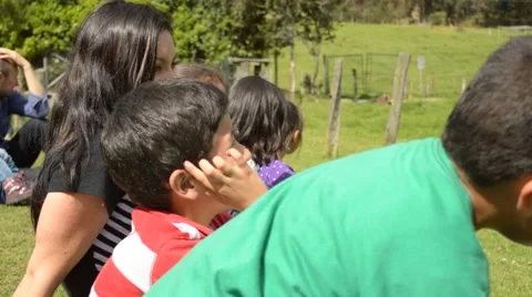 Kids on the grass Vidéo 48859459