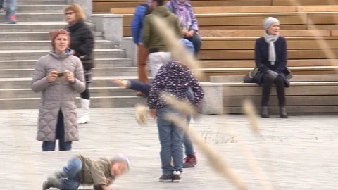 Kids playing 스톡 동영상 97664580