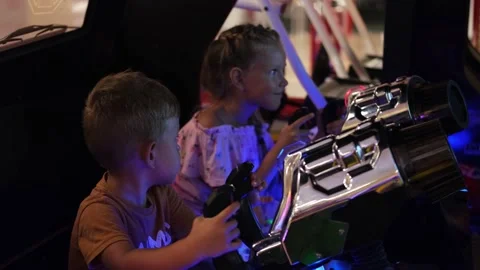 The kids is playing a slot machine. Stock Footage 160047038