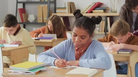 Kids Promo Opener Modèle After Effects