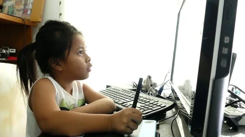 Kids writing by computer on mouse keyboard 스톡 동영상 82707952