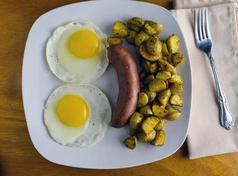 Kielbasa and eggs Foto stock