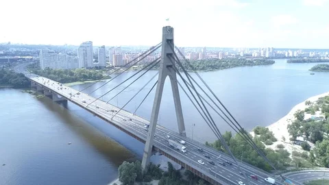 Kiev Bridge Shooting With A Drone 스톡 동영상 96520127
