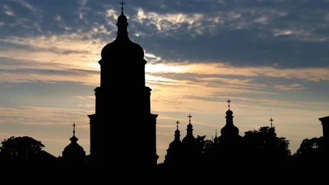 Kiev: Saint Sophia (Sofievskiy) Cathedral and Bell Tower, Time Lapse at Sunrise Stock Footage 171236403
