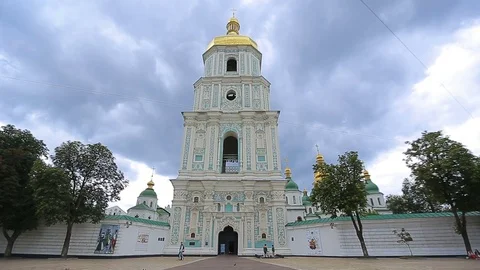 KIEV, UKRAINE - JULY 6, 2017: St. Sophia Square and St. Sophia Cathedral Stock Footage 78502853