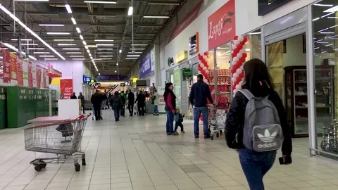 KIEV, UKRAINE, MAY 2017: - People are walking along the shopping center. Stock Footage