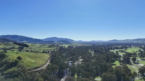 Kiewa Valley Panning Aerial Vídeos de archivo 338277682