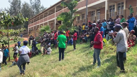 Kigali, Rwanda – August 27, 2022: A group of Africans clapping and dancing Stock Footage 260673285