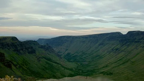 Kiger Gorge Summit Steens Mountain Near Malhuer Wildlife Refuge 33 Video stock 81754350