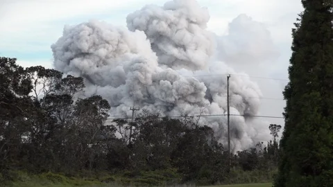 Kilauea Volcano Eruption 2018 - Large Volcanic Ash Cloud Erupts Into Sky Stock Footage 90367987