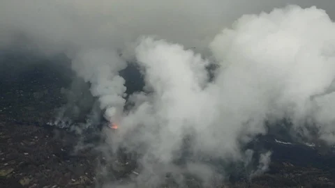 Kilauea Volcano Flyover Vidéo 91708546