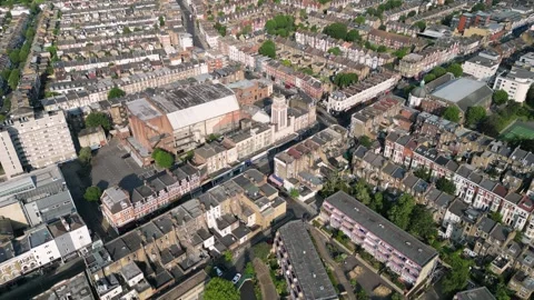 Kilburn High Road Video stock 329781256