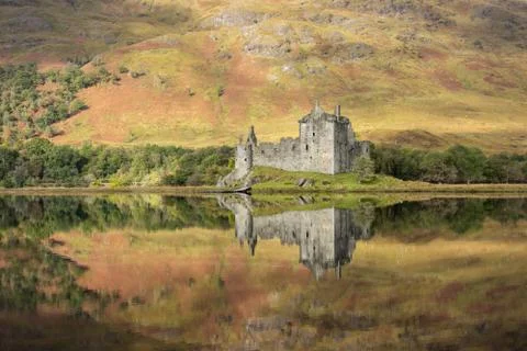 Kilchurn castle with reflections Stock Photos