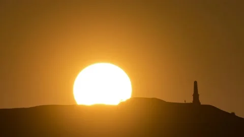 Kildoon monument at sunset Stock Footage 153014245