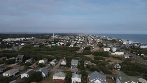 Kill Devil Hills: Flying over the coastal line 스톡 동영상 146100309