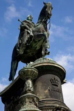 King John Statue outside the Semper Opera House in Dresden Foto stock