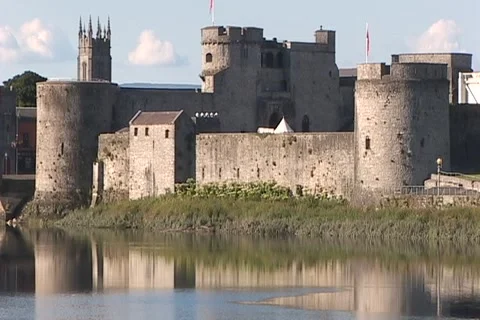 King John's Castle TeleCU 動画素材 1069605