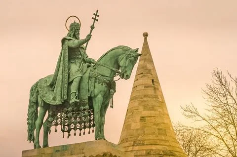 King Saint Stephen statue by the St. Matthias Church in Fisherman Bastion, .. 写真素材