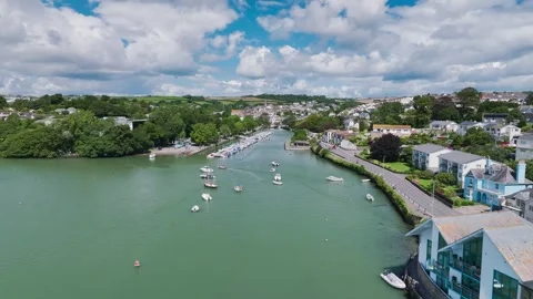 Kingsbridge Estuary from a drone, Kingsbridge, Devon, England Видео 247444983