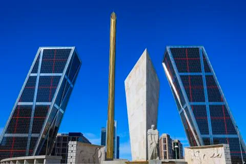 Kio towers Stock Photos