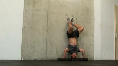 Kipping Handstand Pushup Stock-Footage 40035535