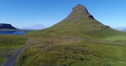 Kirkjufell mountain range Stock Footage 80441068