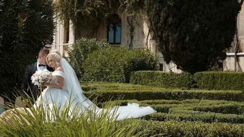 Kiss Of Brides. Video stock 104874445