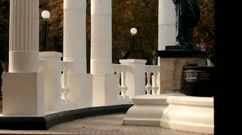 Kiss At The Column Video stock 52465464