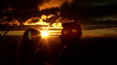 Kiss at Sunset Video stock 445463