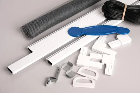 Kit for assembling mosquito net for windows Photos
